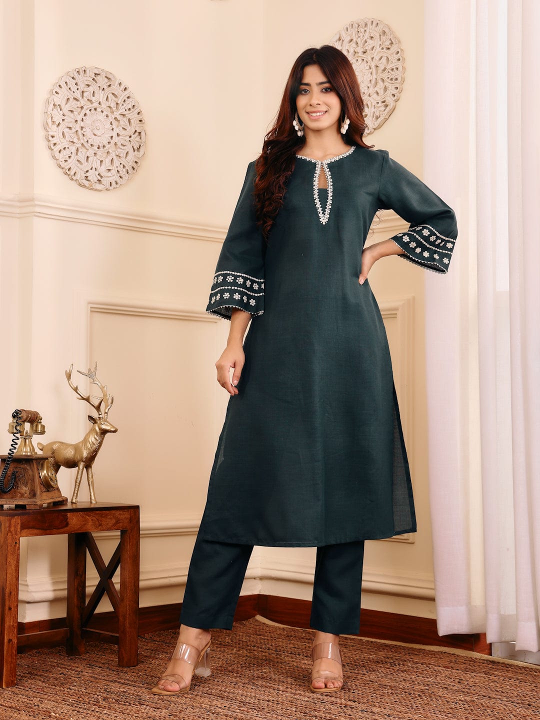 The Kurti Collection Women Bottle Green Embroidered Kurta Set