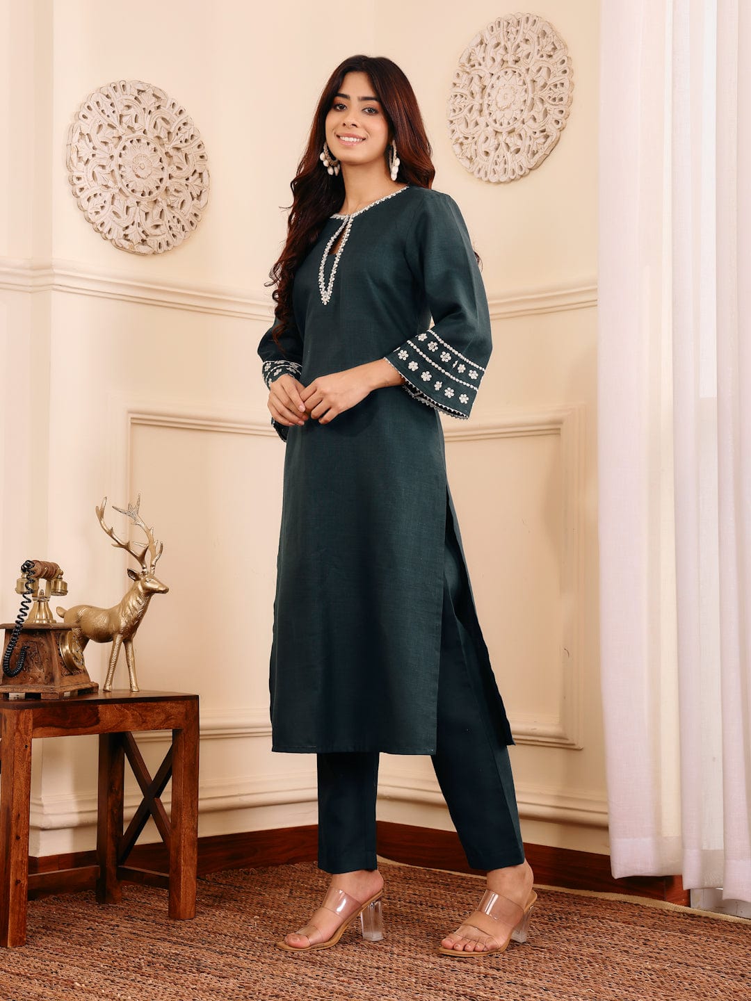 The Kurti Collection Women Bottle Green Embroidered Kurta Set