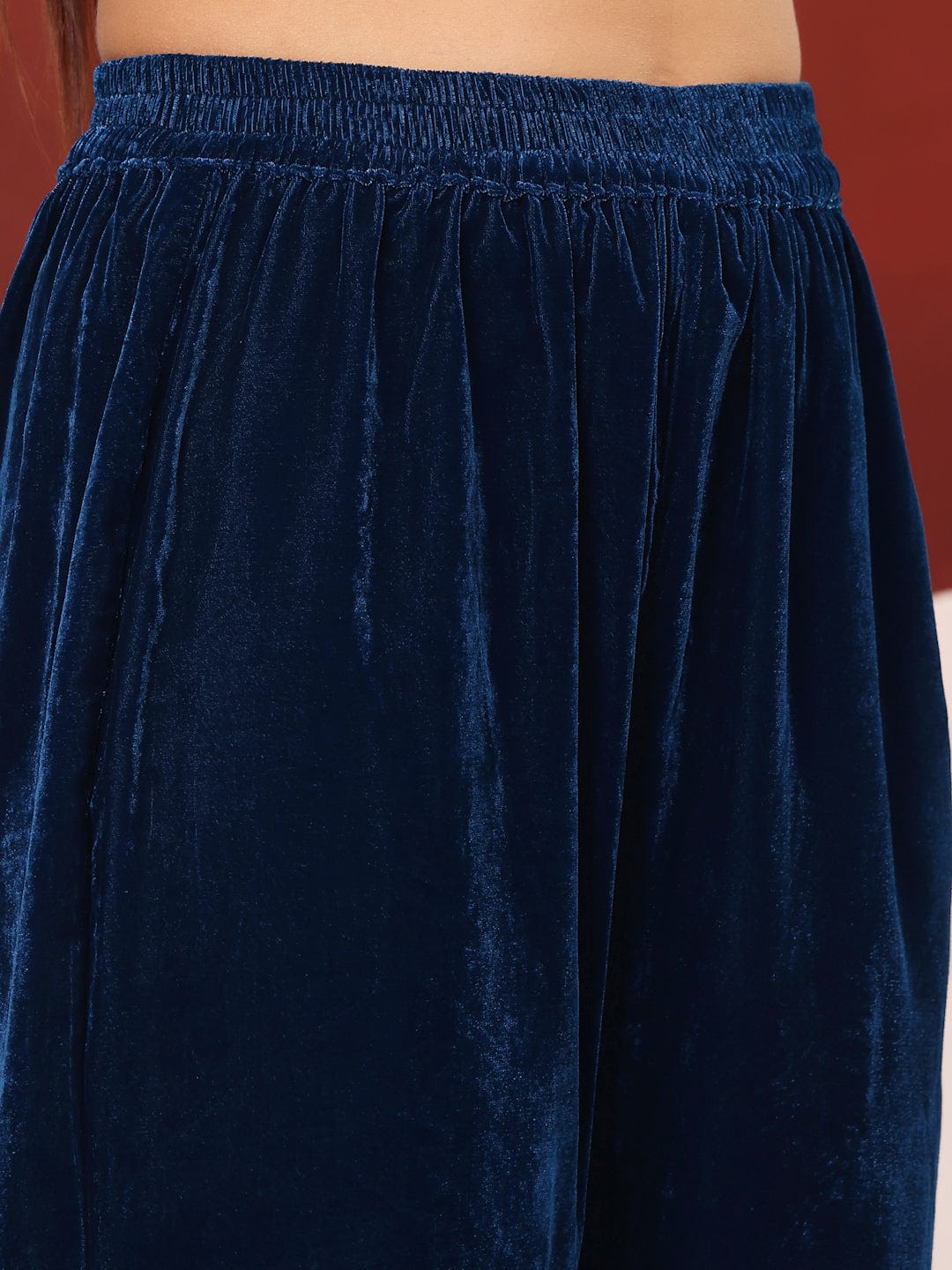The Kurti Collection Women Blue Lace Detailed Velvet Straight Kurta With Trouser .