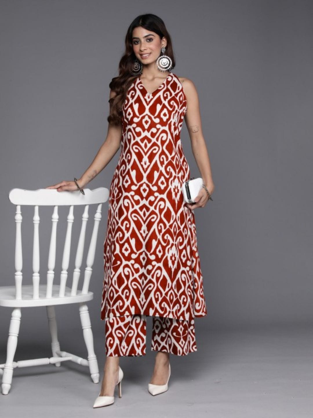 The Kurti Collection Women Red Ikat Printed Straight Kurta With Palazzo