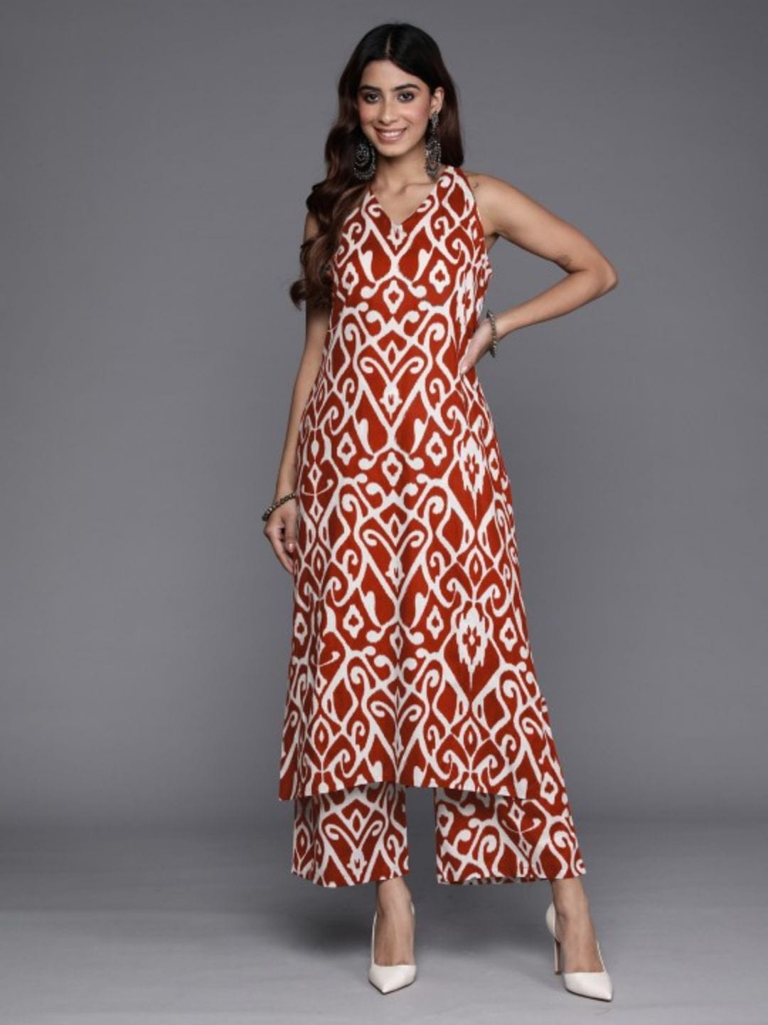 The Kurti Collection Women Red Ikat Printed Straight Kurta With Palazzo