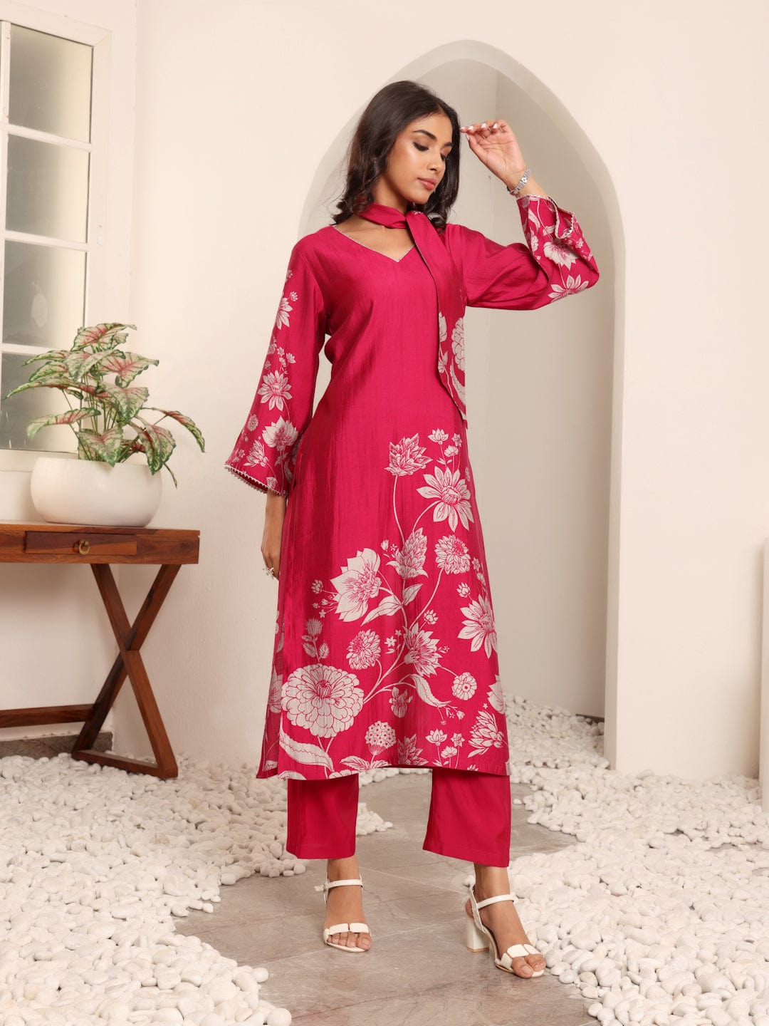 The Kurti Collection Women Fuchsia Pink Floral Printed Gota Detail Flared Sleeve Kurta With Solid Trouser