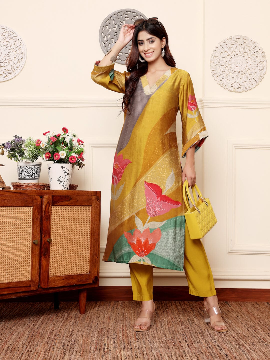 The Kurti Collection Women Olive Abstract Printed Gota Lace Detailed Kurta With Solid Trouser.