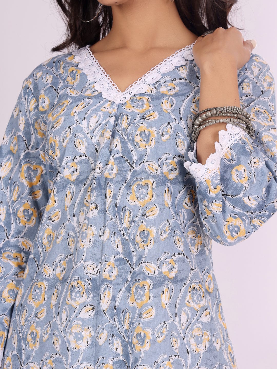The Kurti Collection Women Ethnic Floral Printed V Neck A Line Kurta With Trouser