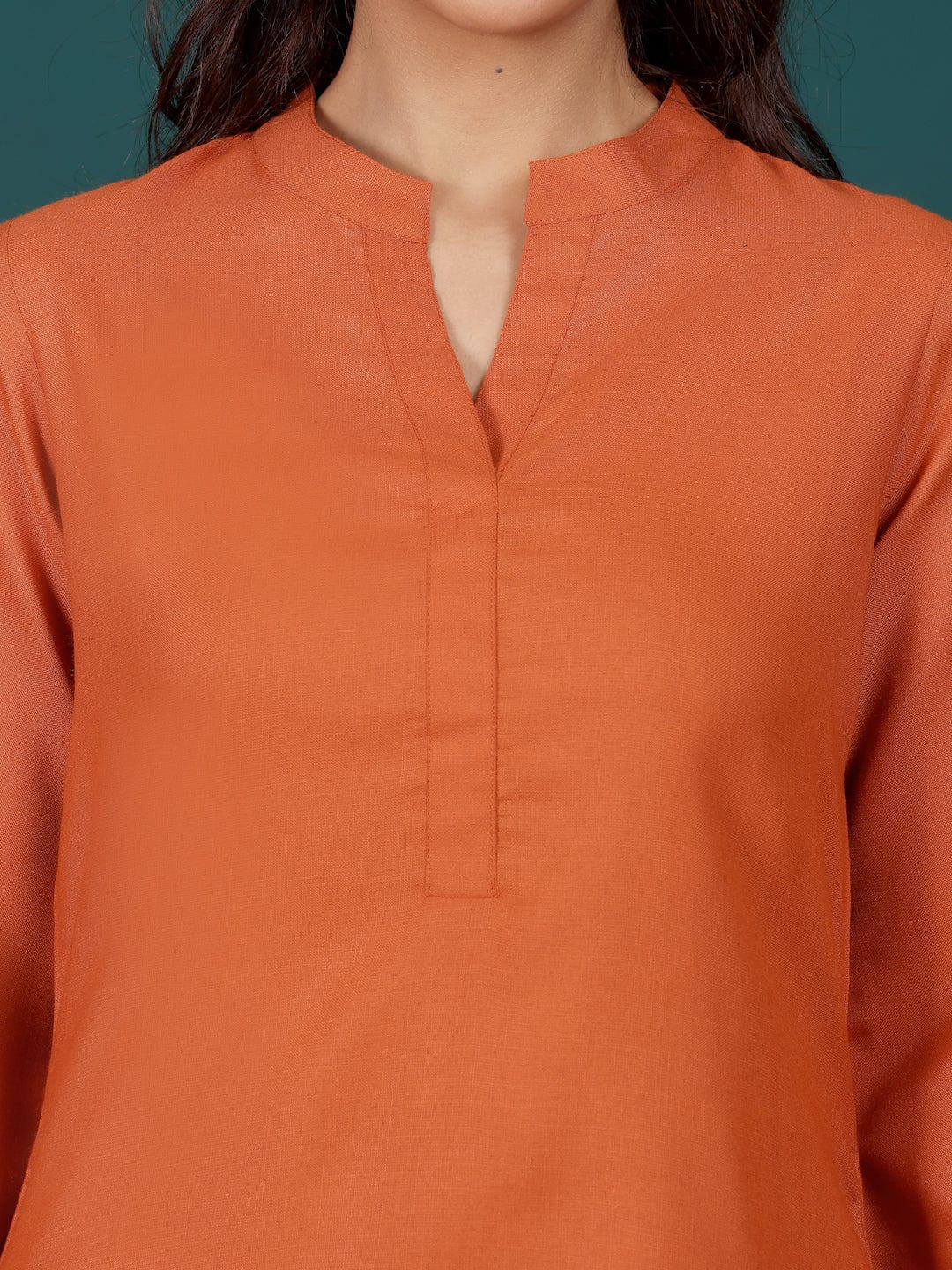 The Kurti Collection Women Mandarin Collar Apple Hem Lace Detailed Kurta With Trouser