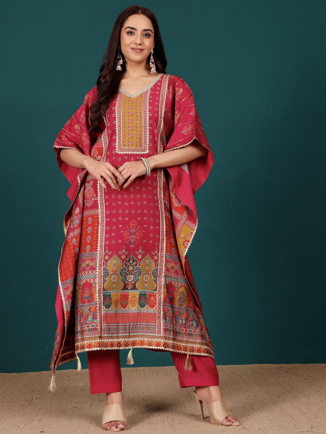 KSUT Women V Neck Ethnic Printed Zari Detailed Kaftan With Trouser
