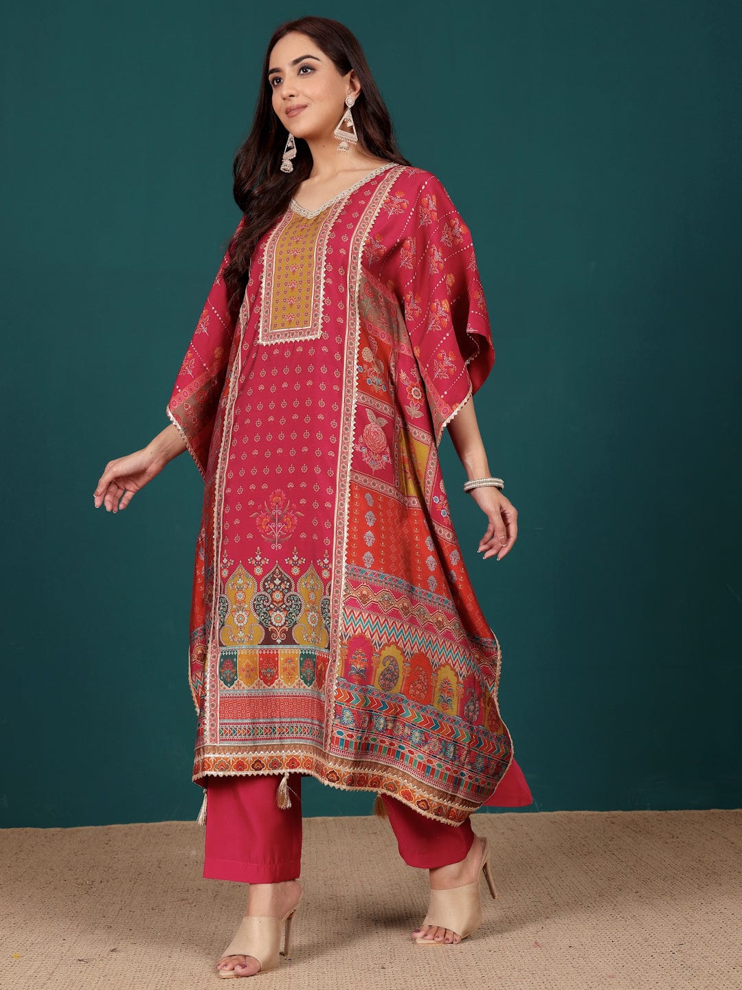 KSUT Women V Neck Ethnic Printed Zari Detailed Kaftan With Trouser