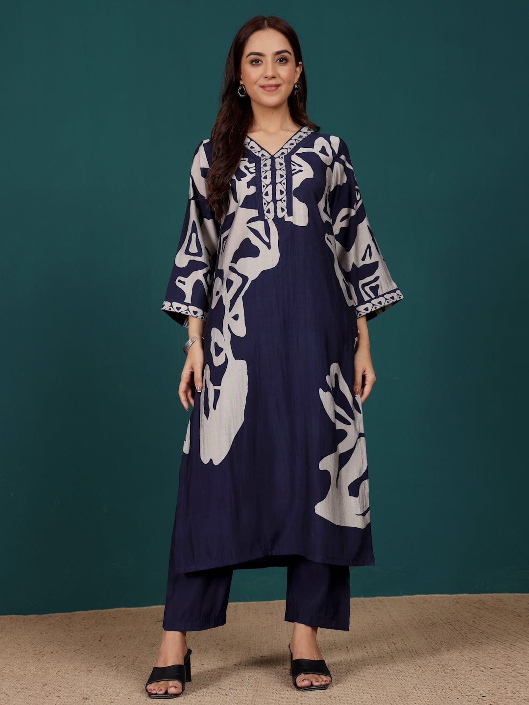 The Kurti Collection Women Abstract Printed V Neck Flared Sleeve Kurta With Trouser