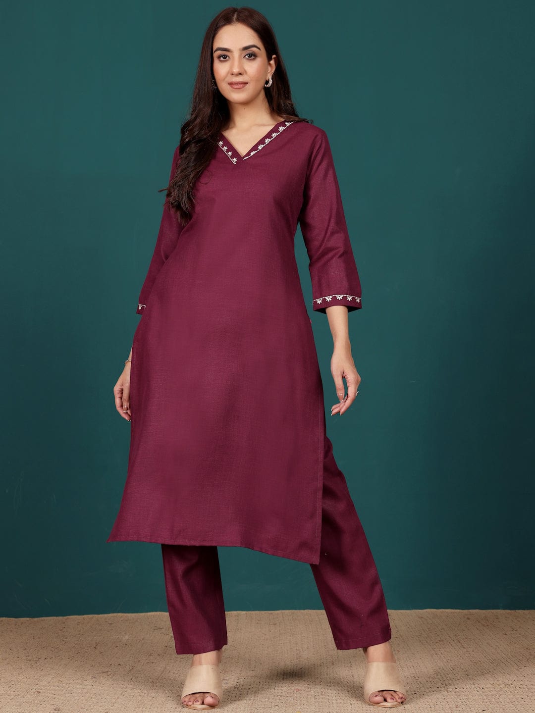 The Kurti Collection Women Kantha And Floral Embroiderd Kurta With Trouser