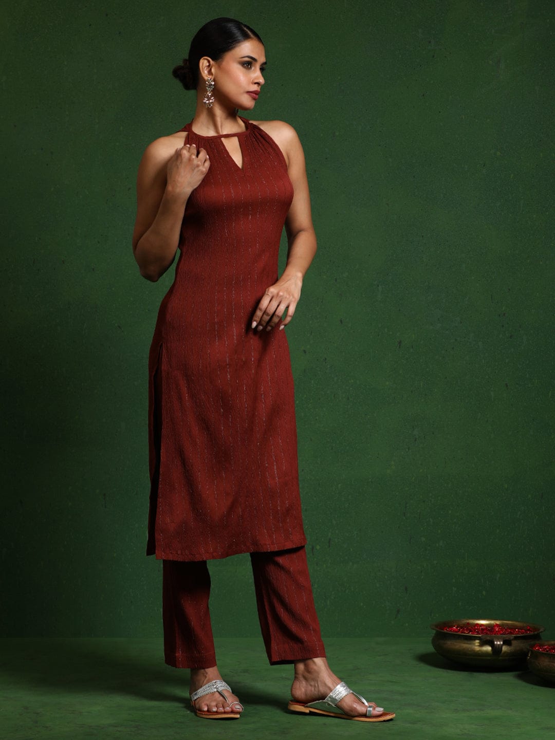 The Kurti Collection Women brown Halter Neck Straight Kurta with trouser