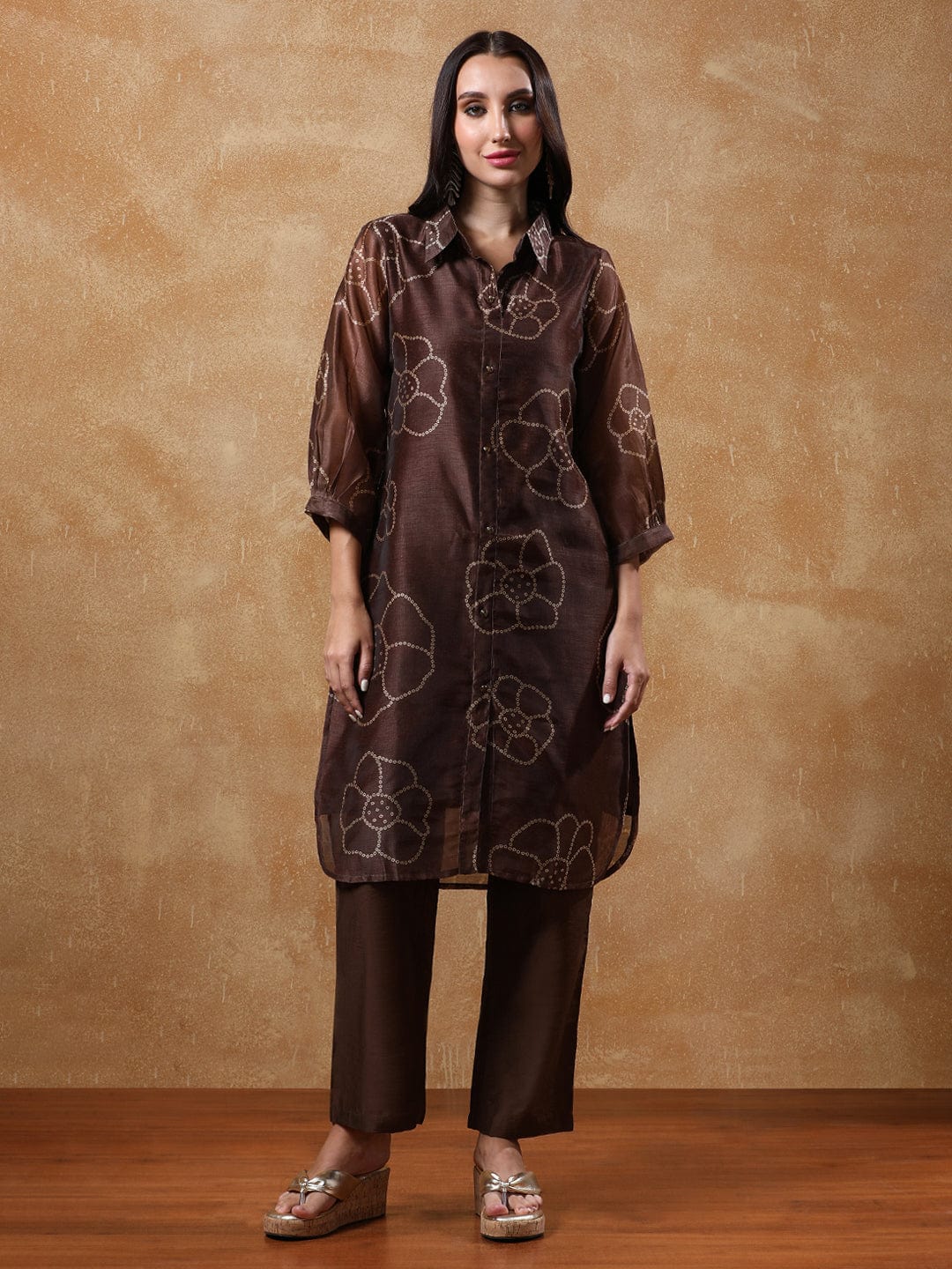 KSUT Women Bandhani Printed Regular Chanderi Silk Kurta with Trousers