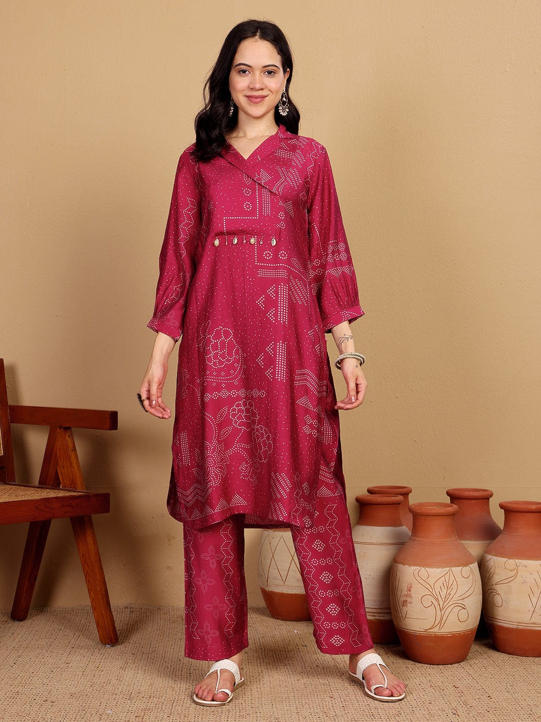 KSUT Women Bandhani Printed With Cuban Collar Regular Fit Kurta With Tassle Detail