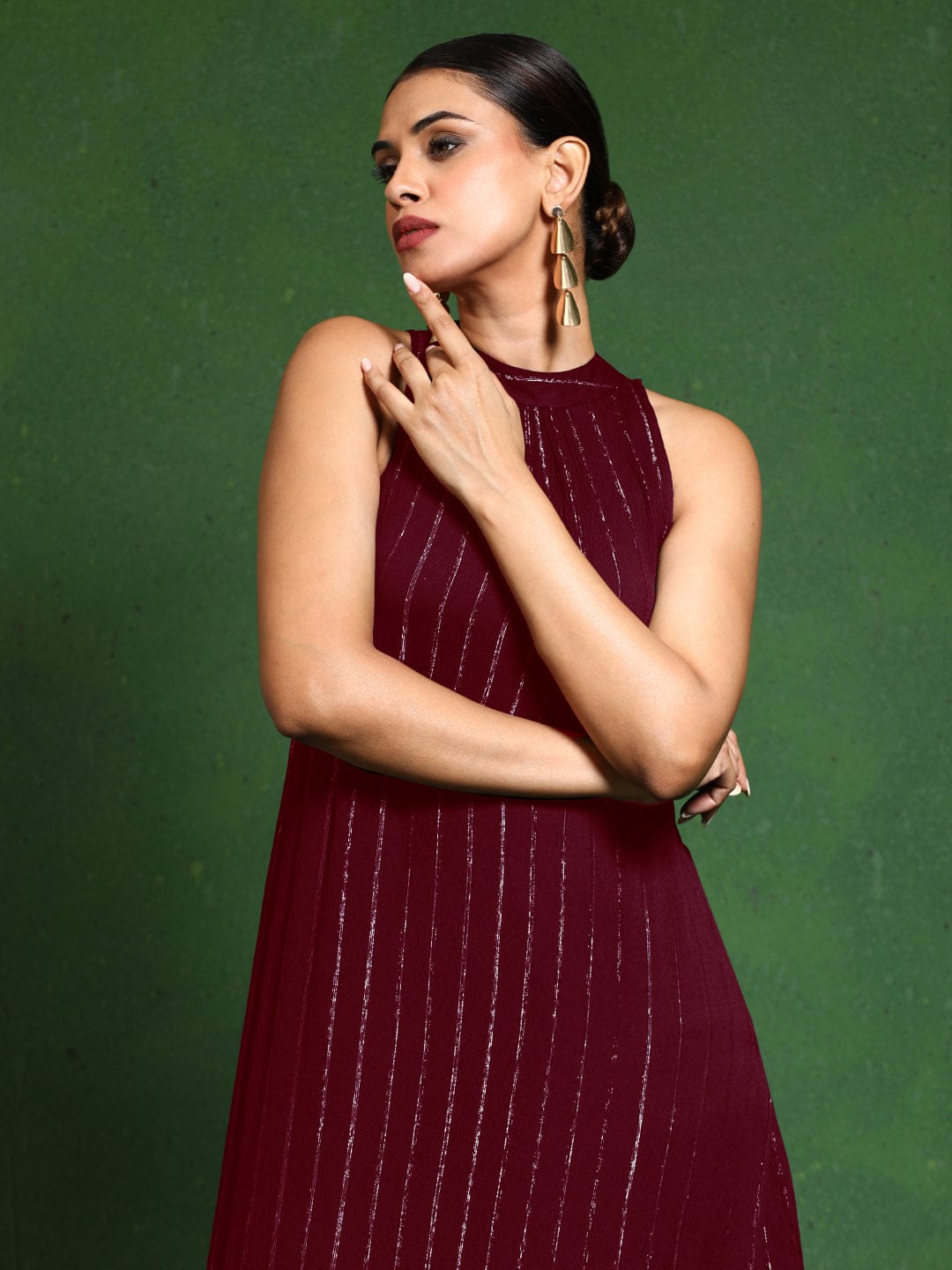 The Kurti Collection Women Halter Neck Straight Lurex Kurta with trouser