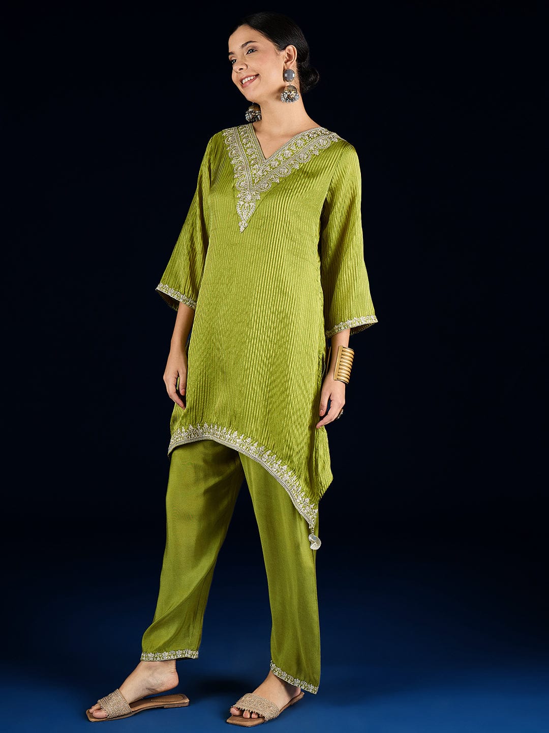 KSUT C-Cut Kurta With Zari Embroidery, Paired With Ankle-Length Trousers .