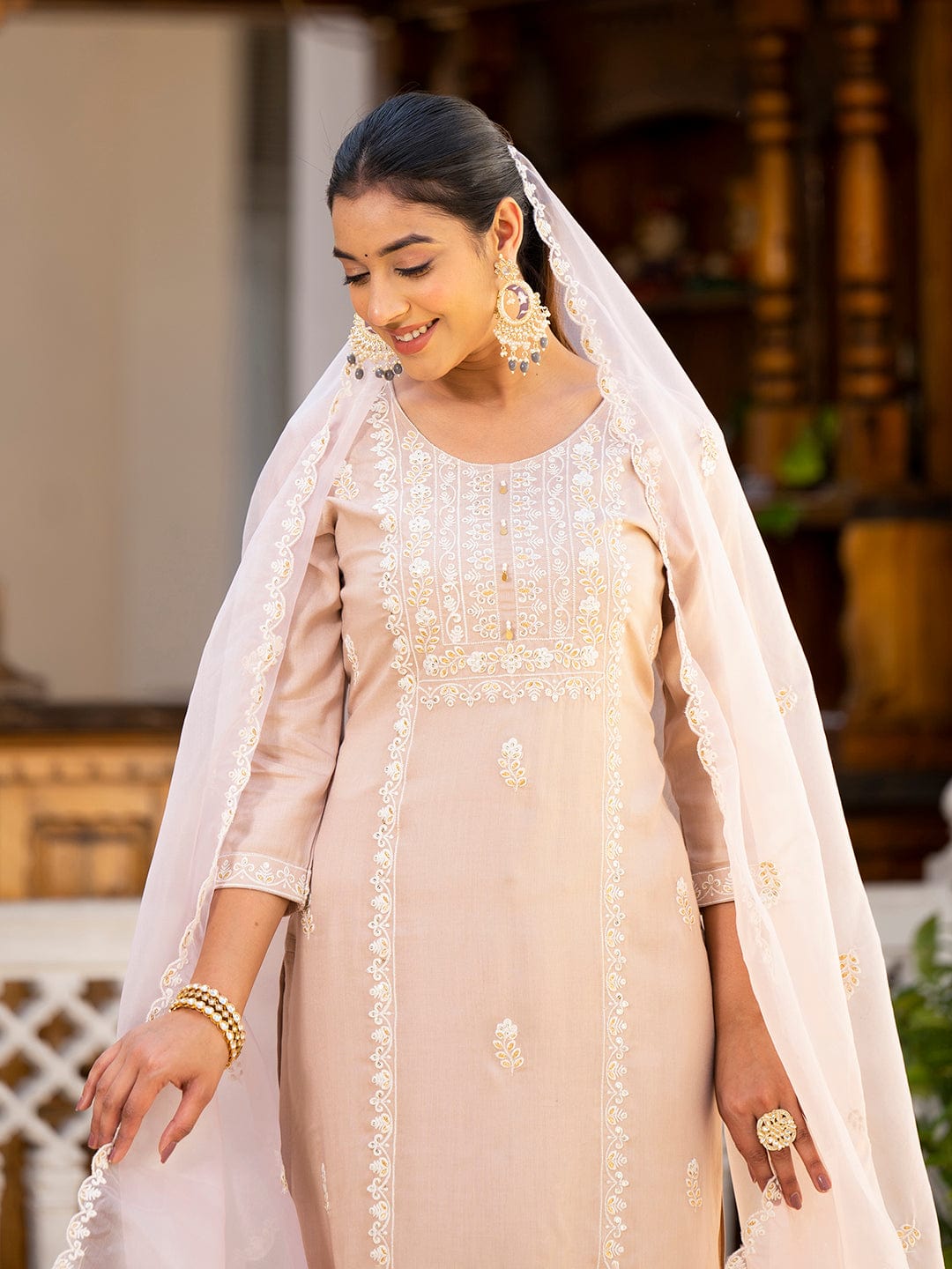 The Kurti Collection Women Peach Thread Embroidered Kurta With Tonal Bottom And Organza Dupatta