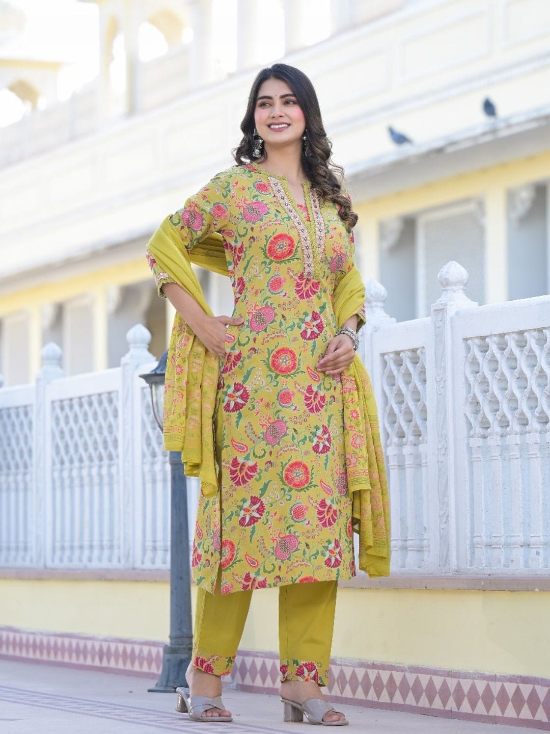 The Kurti Collection Women Floral Printed Round Neck Embroidered Kurta,Paired With Bottom And Printed Dupatta