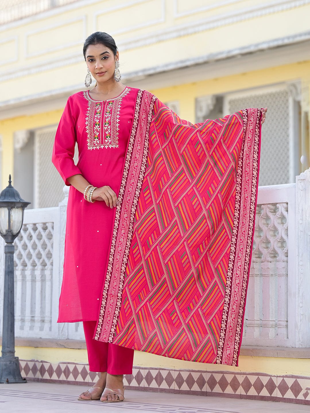 The Kurti Collection Women Round Neck Gotta Patti Embroidered Kurta Paired With Bottom And Printed Dupatta