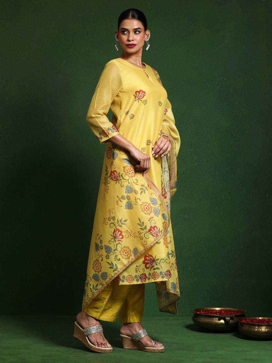 The Kurti Collection Women Floral Embroidered Sequinned Chanderi Silk Kurta with Trousers & Dupatta