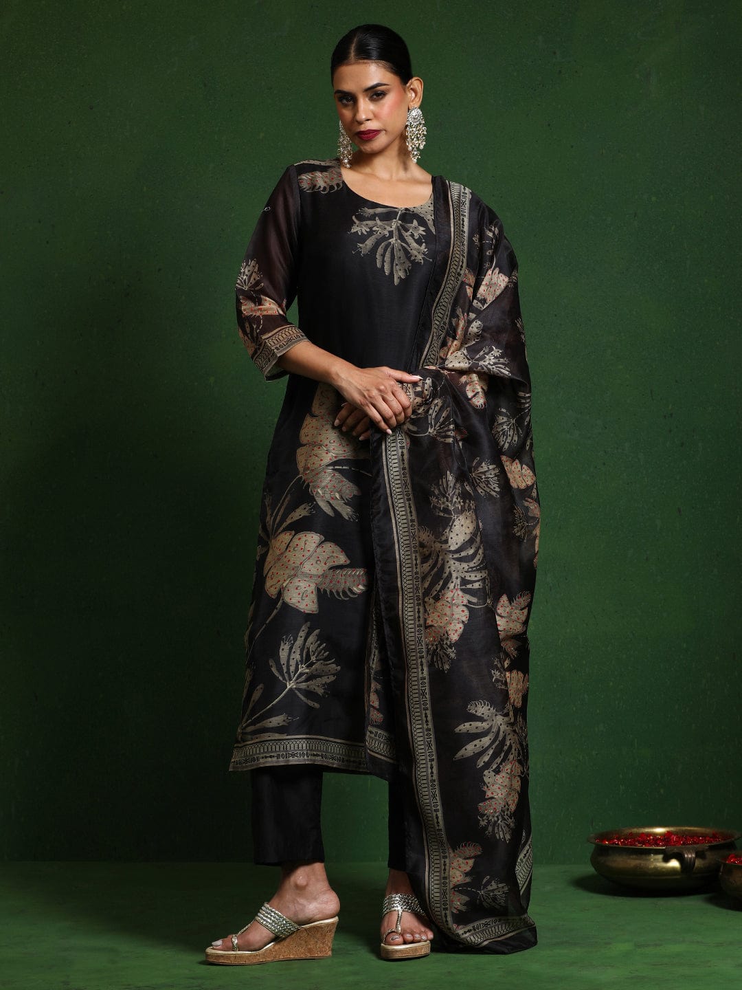 The Kurti Collection Women Round Neck Floral Printed Embroidered Kurta Paired With Solid Bottom And French Knot Embroidered Dupatta