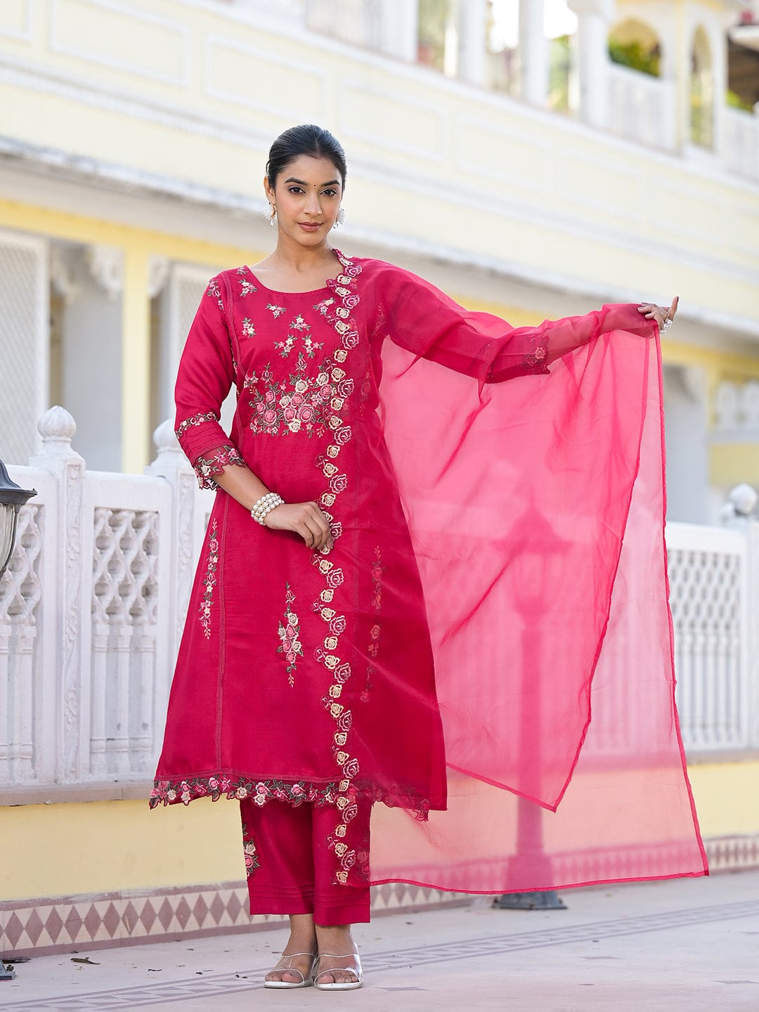 The Kurti Collection Women Fuchsia Pink Embroidered Scallop Detail Kurta Paired With Bottom And Dupatta