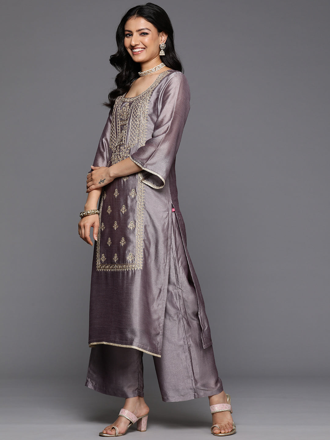 The Kurti Collection Women Mauve Round Neck With Heavy Zari Embroidered Kurta With Bottom And Dupatta