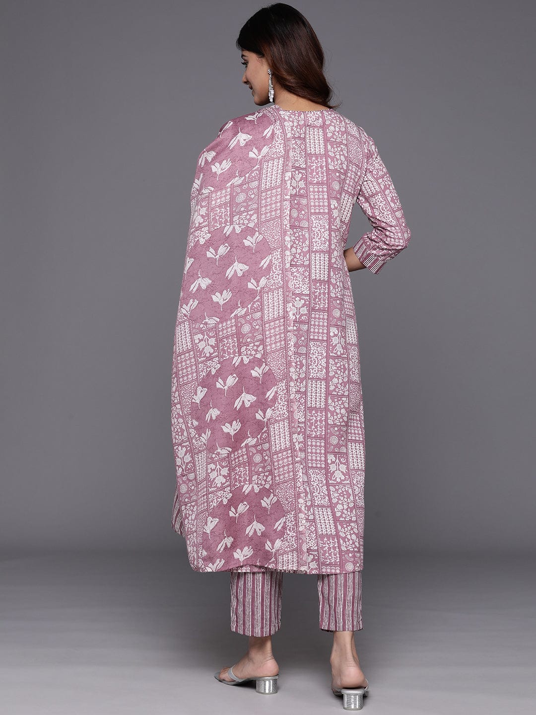 The Kurti Collection Women Magenta Printed Round Neck Embroidered Kurta Paired With Bottom And Dupatta