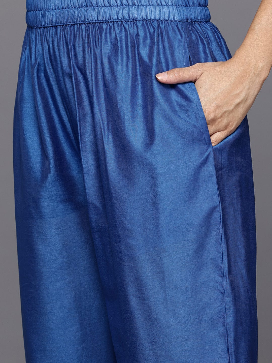 The Kurti Collection Women Blue Bandhani Printed Zari Embroidered Kurta With Bottom And Dupatta