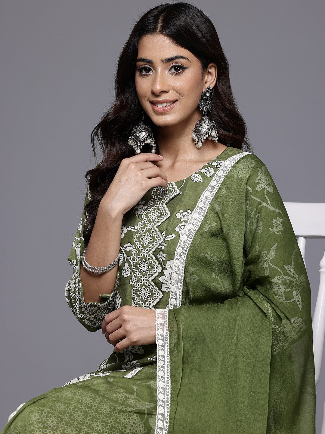 The Kurti Collection Women Green Floral Printed Shiffly Work Kurta Paired With Bottom And Dupatta