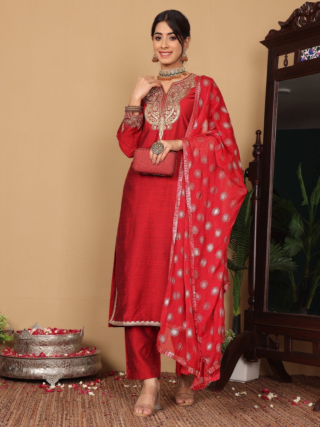 The Kurti Collection Women Maroon Zari Embroidered Kurta Set With Dupatta