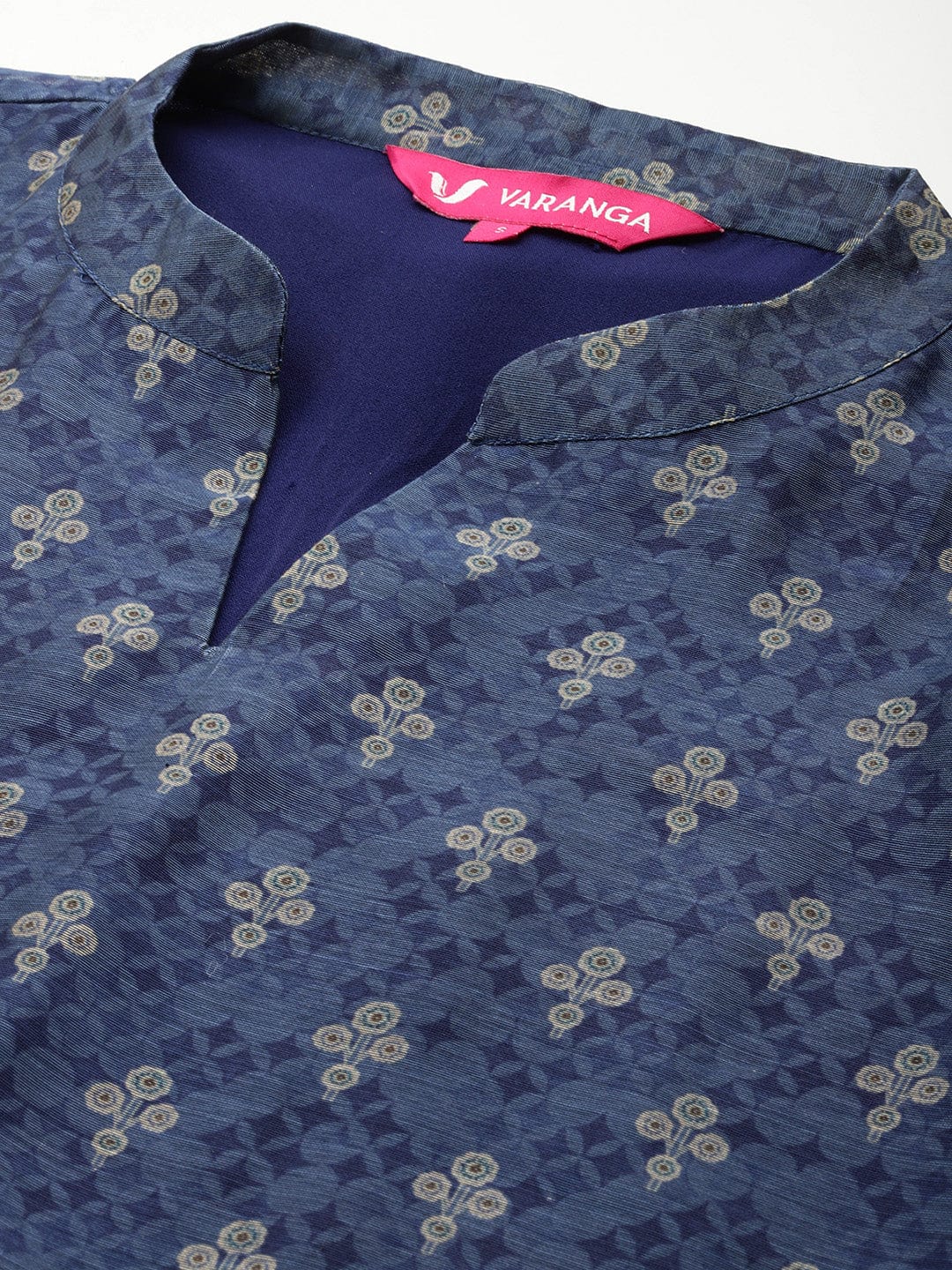 The Kurti Collection Women Blue Floral Printed Mandarin Collar Straight Kurta Paired With Bottom & Dupatta