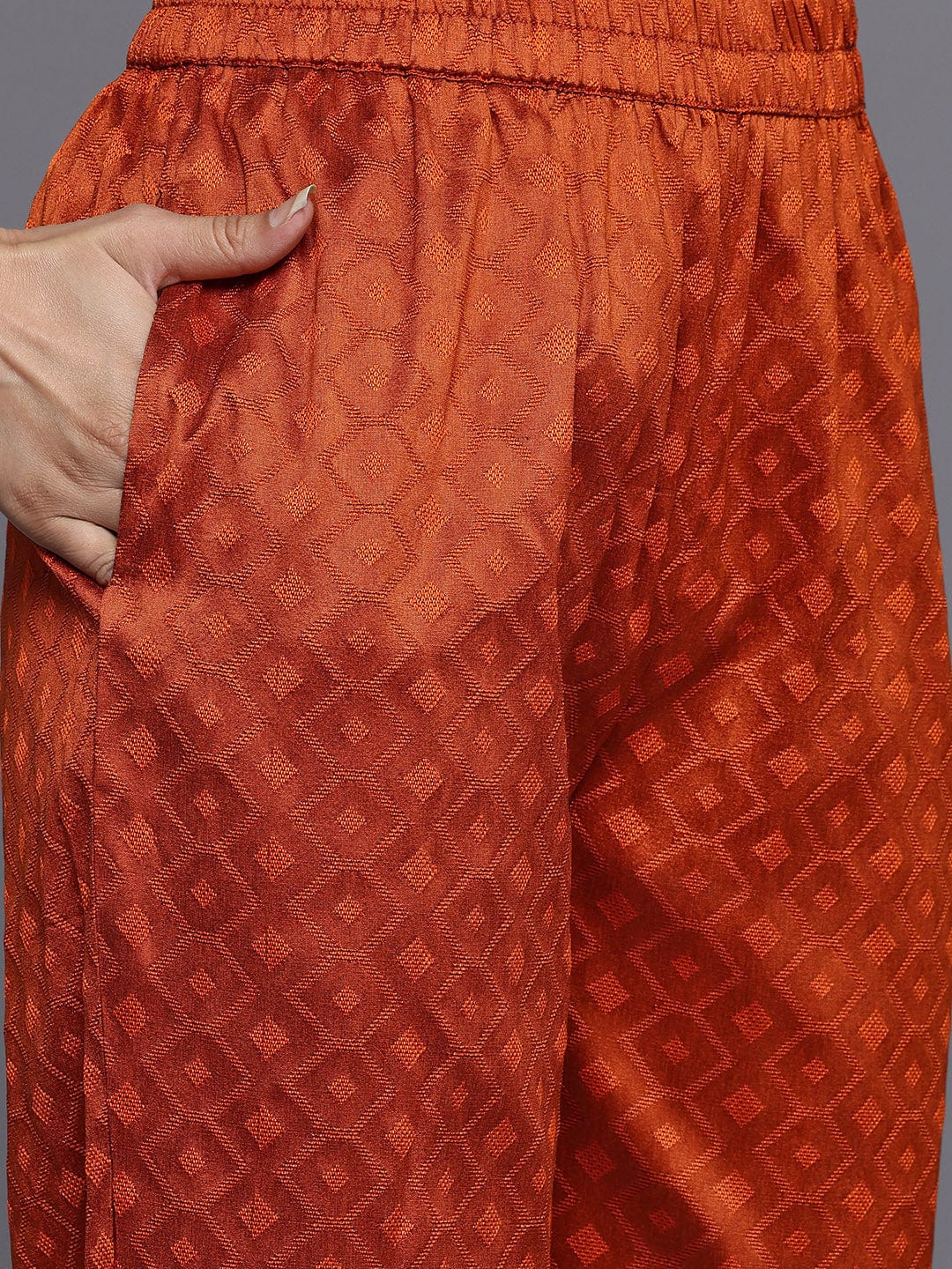 The Kurti Collection Women Rust Round Neck Woven Design Gotta Embellished Straight Kurta Paired With Bottom And Dupatta