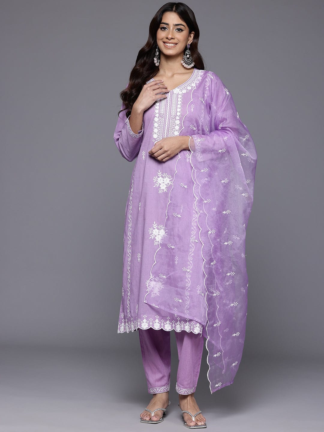 The Kurti Collection Women Lavender V Neck Heavy Thread Embroidered Kurta With Bottom & Dupatta