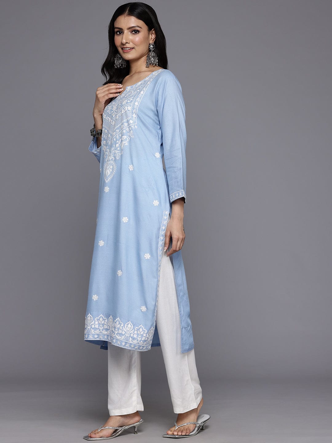 The Kurti Collection Women Blue Floral Thread Embroidered Straight Kurta Paired With White Bottom And White Embroidered Dupatta