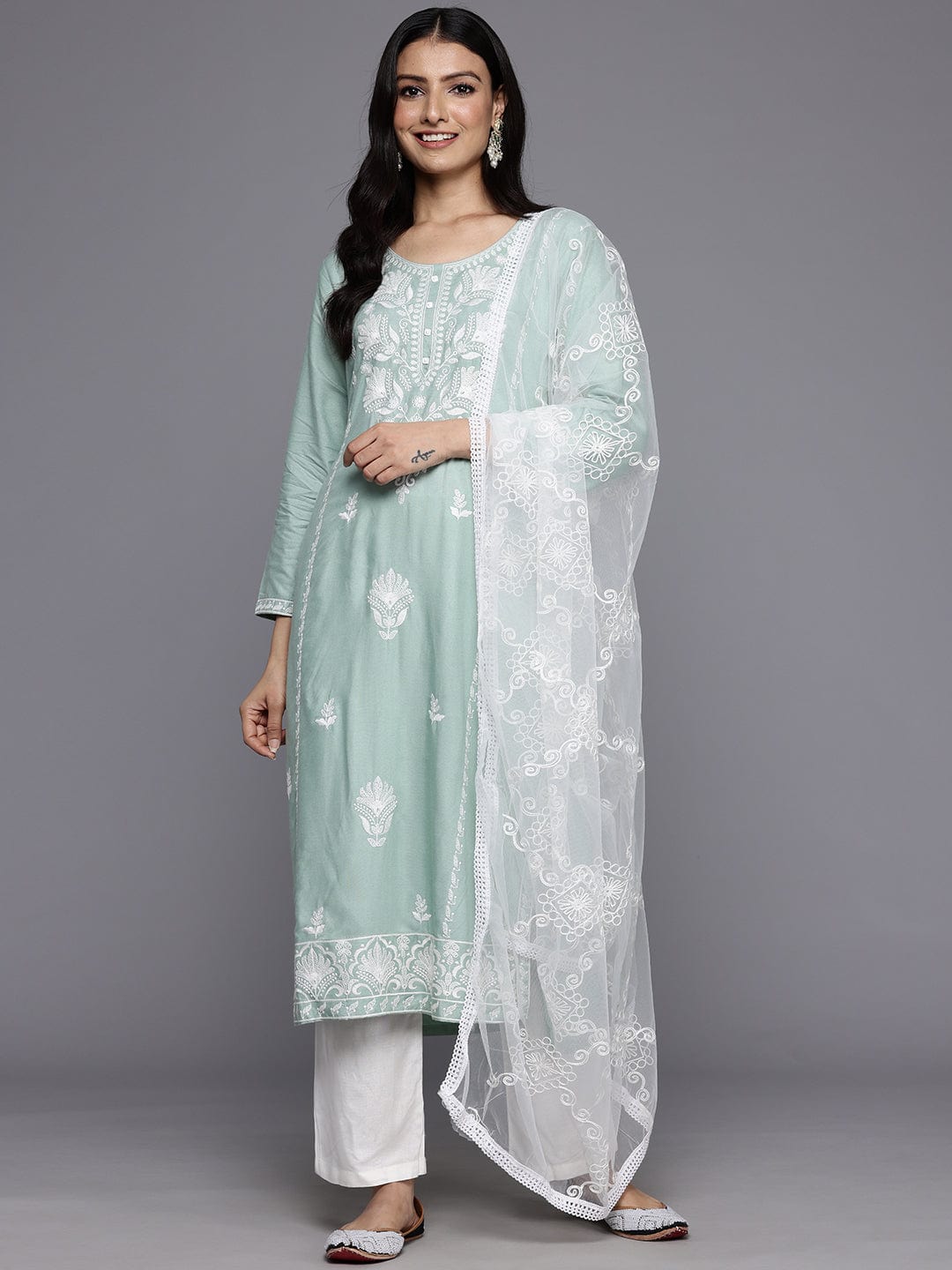 The Kurti Collection Women Sea Green Floral Thread Embroidered Straight Kurta Paired With White Bottom And White Embroidered Dupatta