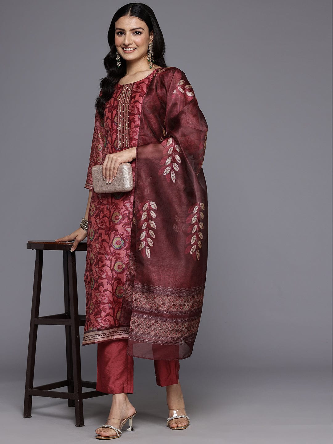 The Kurti Collection Women Maroon Floral Printed Kurta, Round Neck Straight Kurta Paired With Tonal Bottom And Printed Dupatta