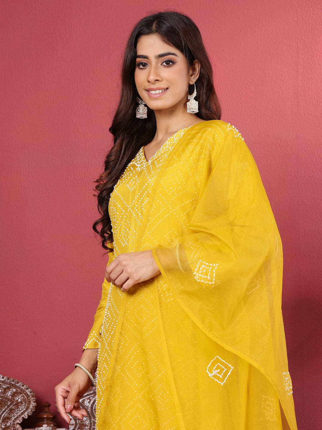 The Kurti Collection Women Hand Embroidered French Knot Kurta with Tonal Bottom and Embroidered Dupatta