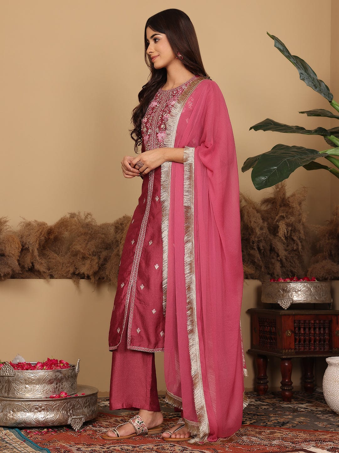 The Kurti Collection Women Mauve Silk Thread Embroidered Kurta Set With Dupatta