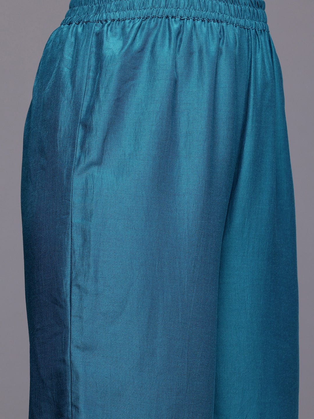 The Kurti Collection Women Blue Thread Embroidered Yoke Straight Kurta Paired With Tonal Bottom And Dupatta