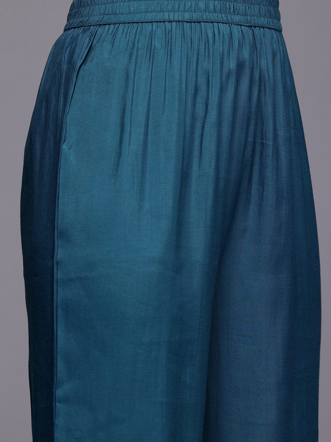 The Kurti Collection Women Navy Blue Thread And Zari Embriodered , Scalloped Hem Sleeve , Straight Kurta Set With Dupatta