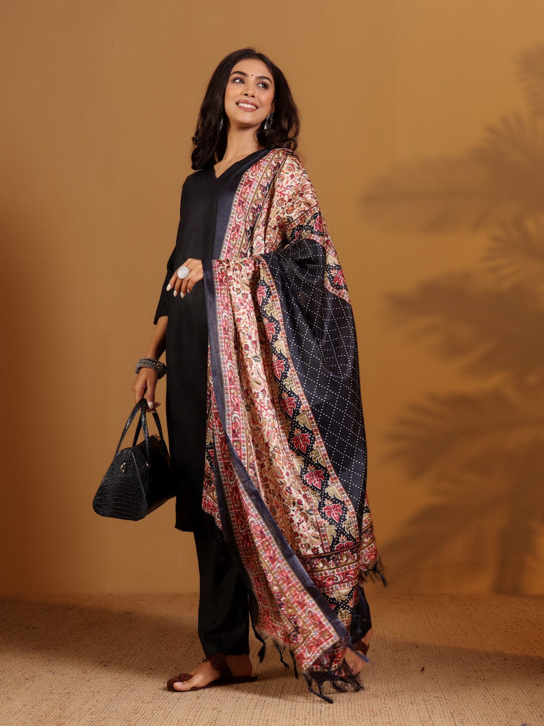 The Kurti Collection Women V Neck Kurta With Trouser And Printed Dupatta