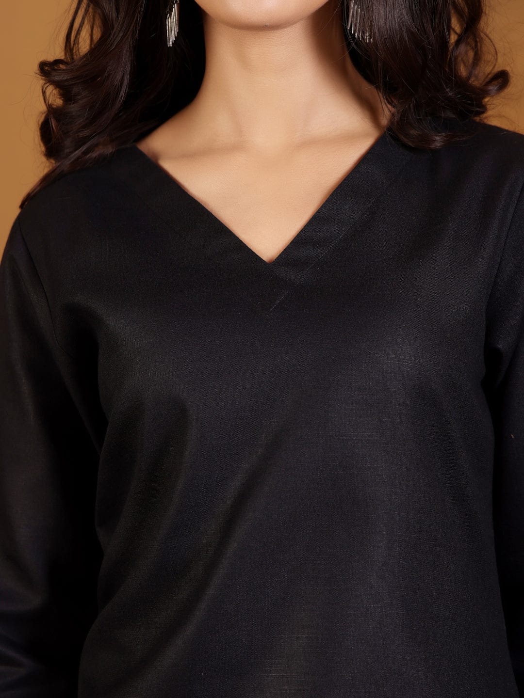 The Kurti Collection Women V Neck Kurta With Trouser And Printed Dupatta