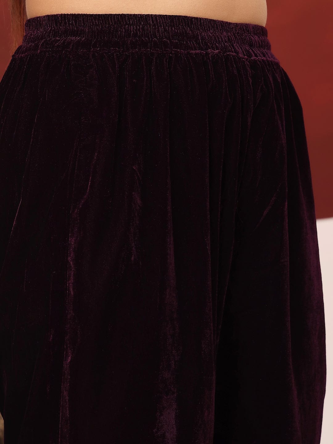 The Kurti Collection Women V Neck Lace Detailed Velvet Kurta With Tonal Bottom And Dupatta.
