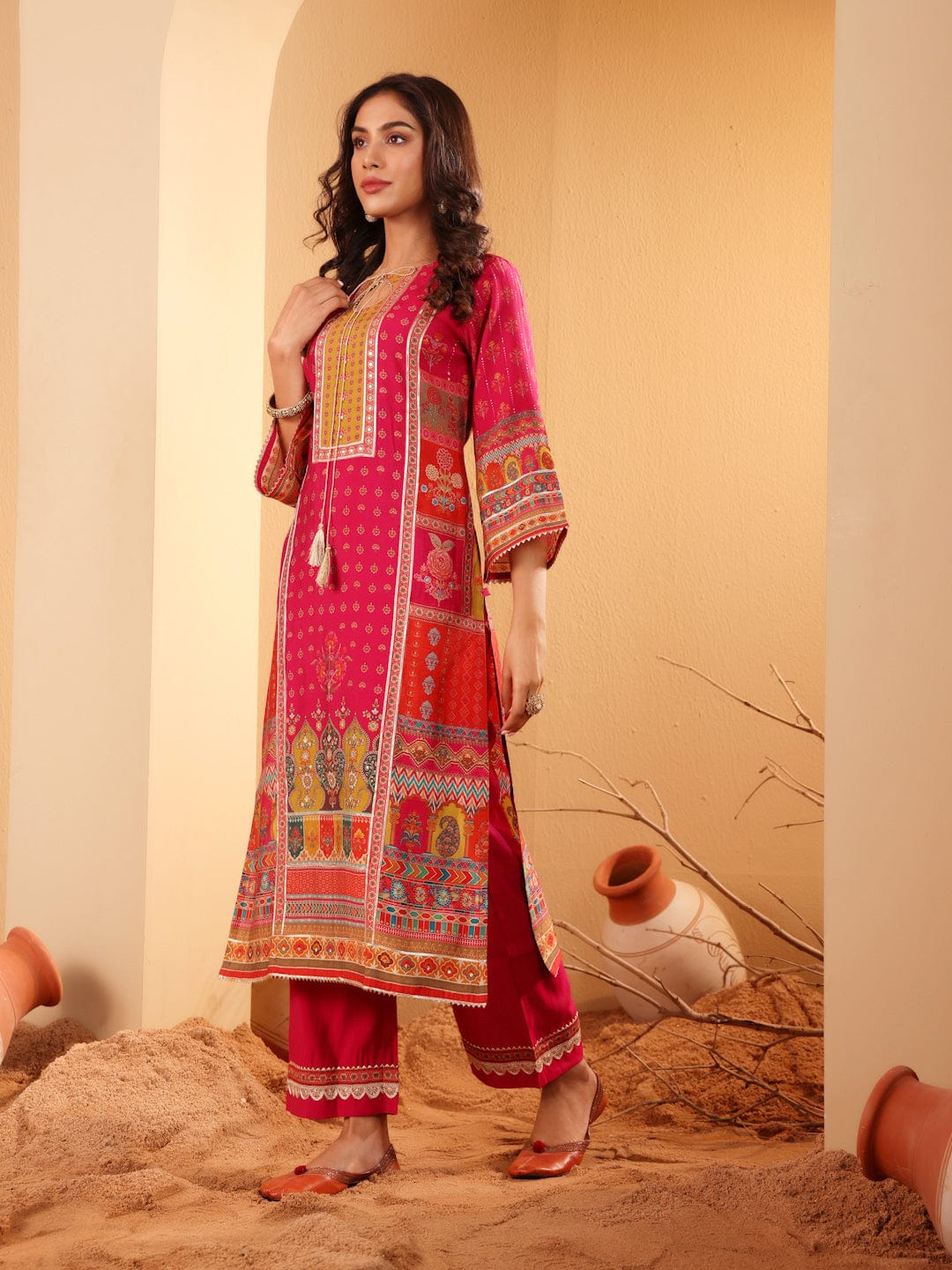 The Kurti Collection Women Fuschia Pink Ethnic Printed Straight Kurta With Embroidered Trouser