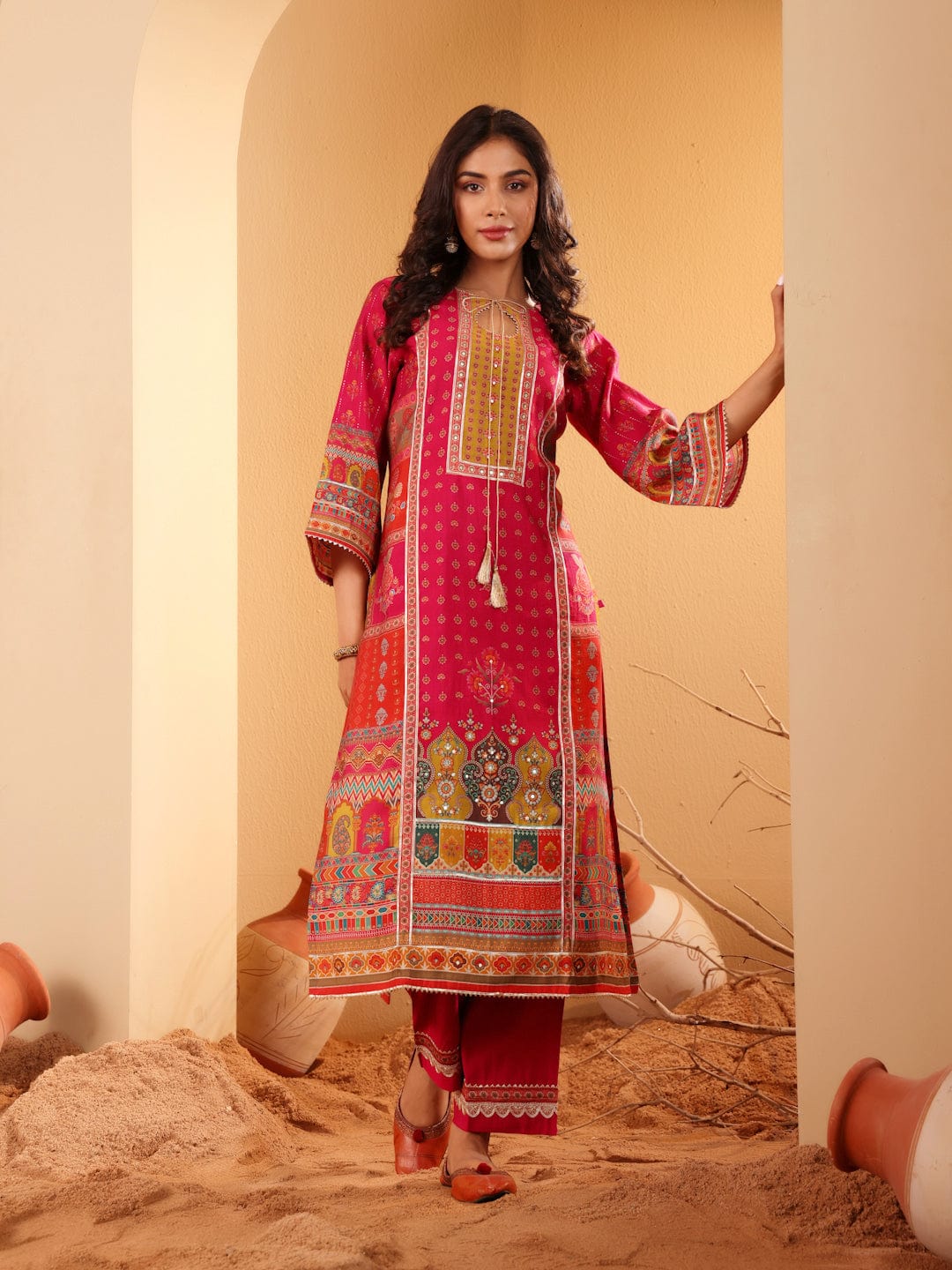 The Kurti Collection Women Fuschia Pink Ethnic Printed Straight Kurta With Embroidered Trouser