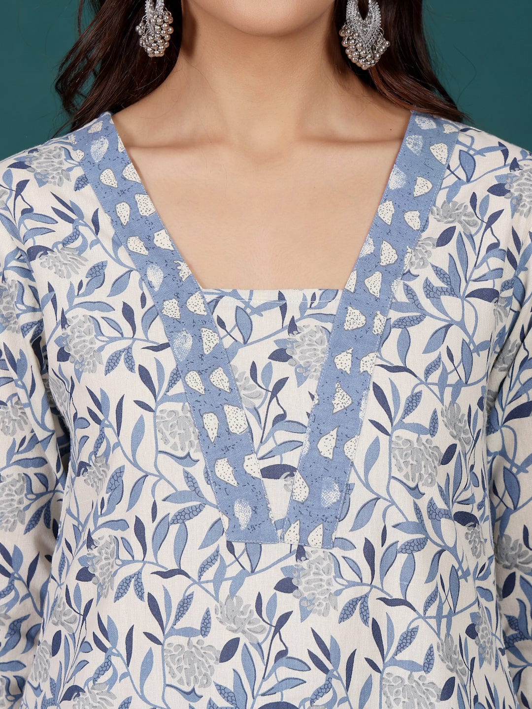 The Kurti Collection Women Ethnic Floral Printed V Neck Straight Kurta With Trouser & Dupatta