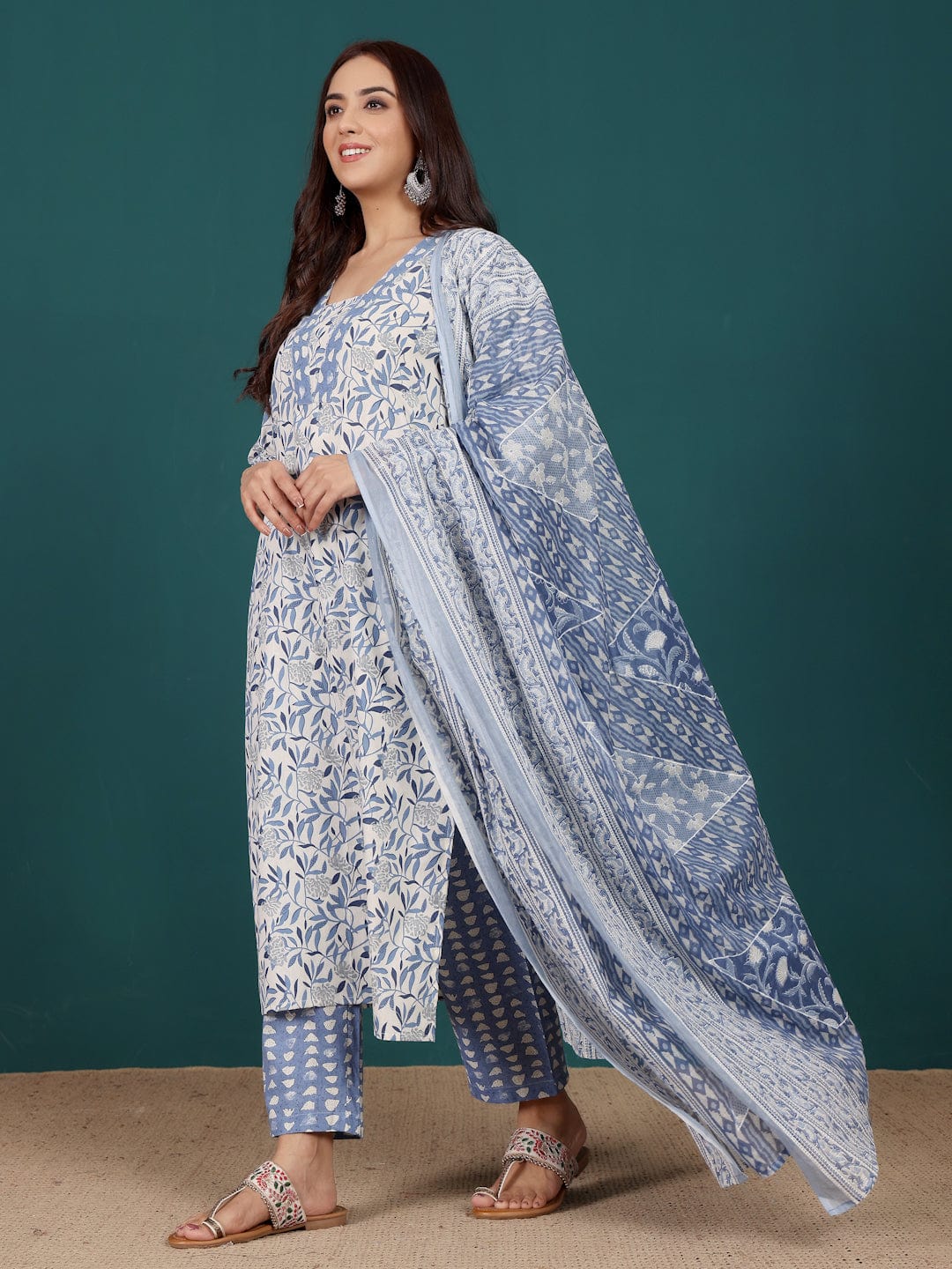 The Kurti Collection Women Ethnic Floral Printed V Neck Straight Kurta With Trouser & Dupatta