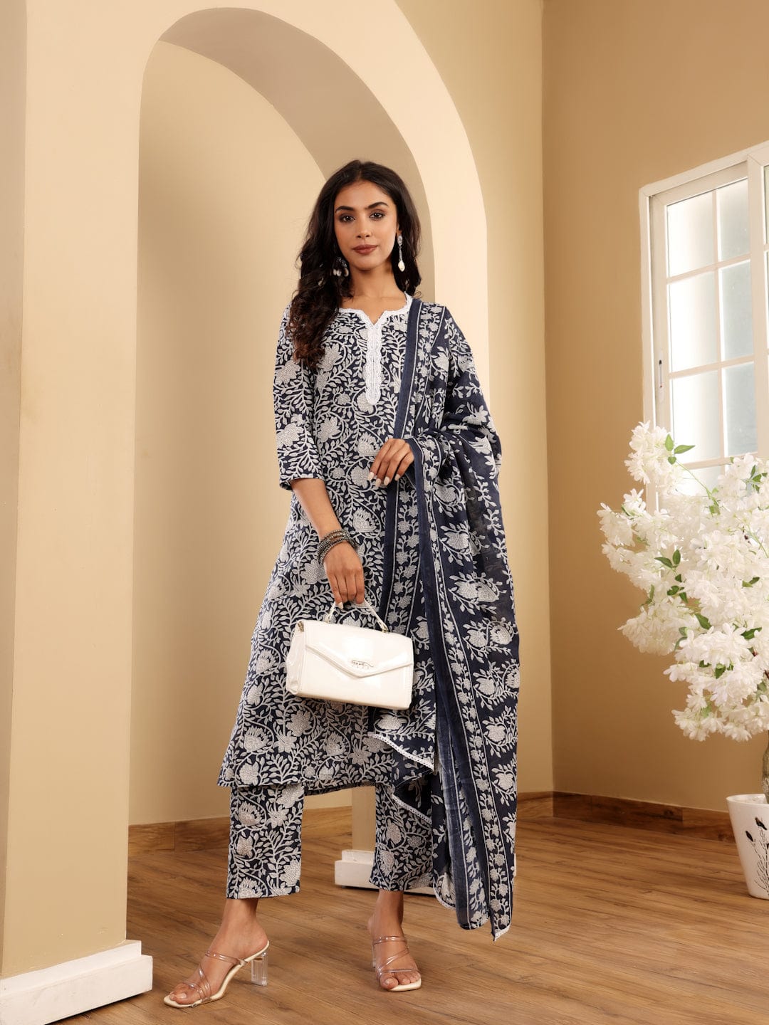 The Kurti Collection Women Ethnic Floral Printed Kurta With Trouser & Dupatta