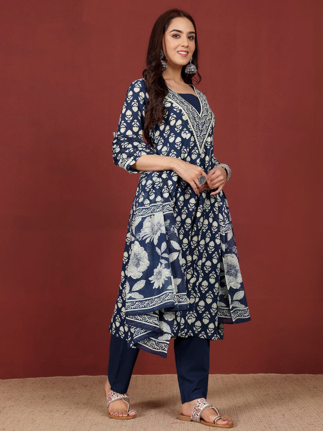 The Kurti Collection Women Ethnic Floral Printed Extedended V Neck Anarkali Kurta With Trouser & Dupatta