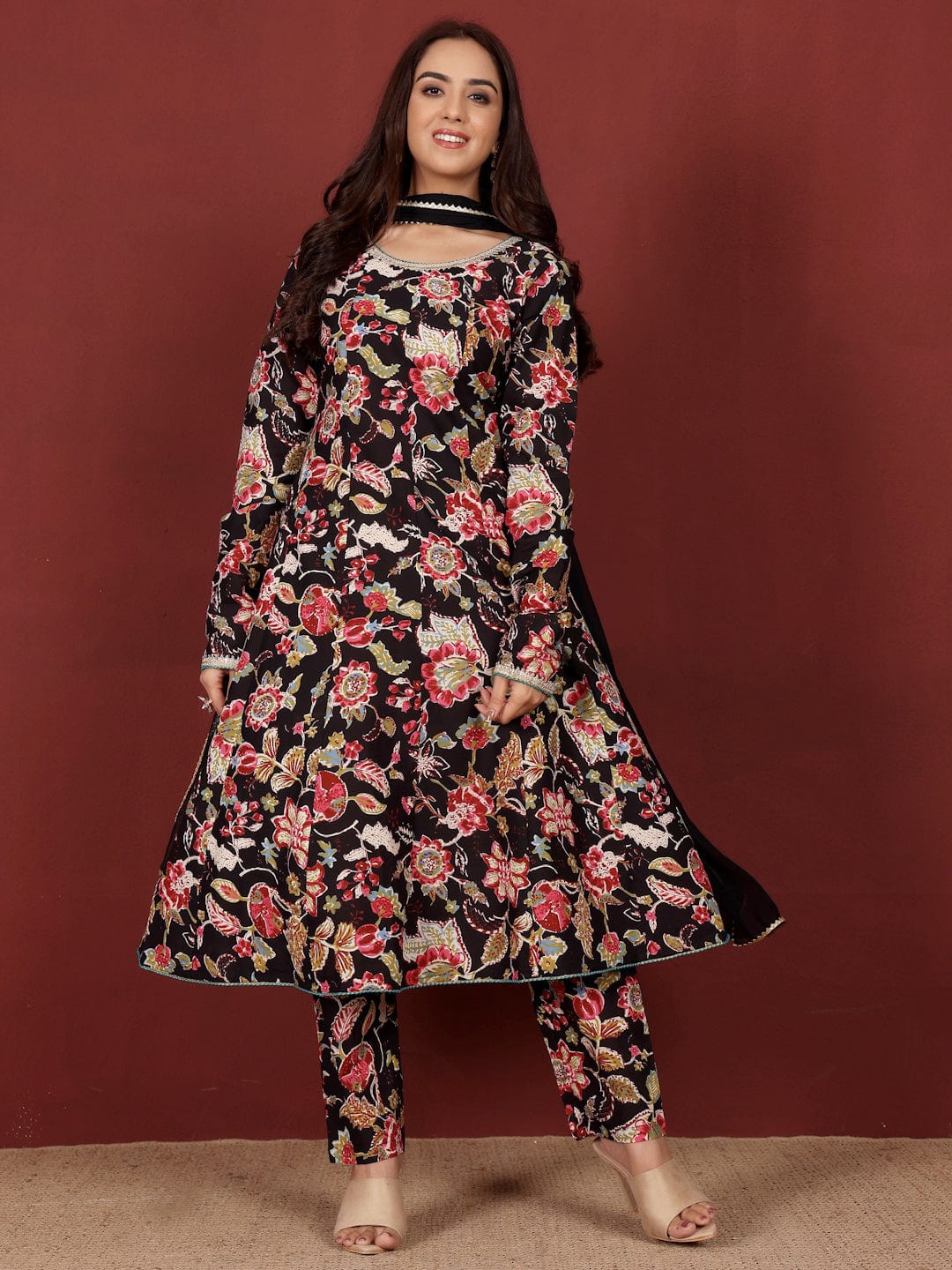 The Kurti Collection Women Ethnic Floral Printed Scoop Neck Anarkali With Trouser & Dupatta