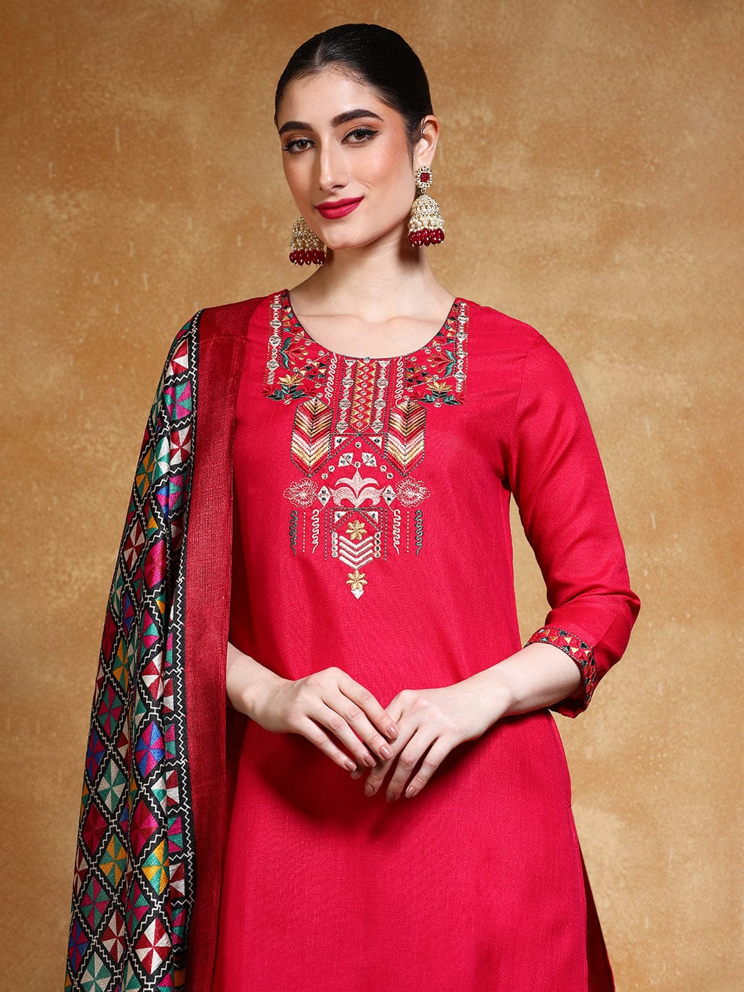 The Kurti Collection Women Floral Yoke Design Regular Thread Work Kurta with Trousers & with Dupatta